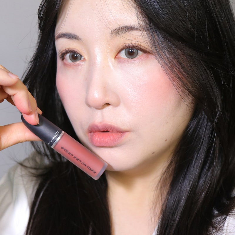 맥 멀잇오버 리퀴드 립앤치크 처럼 활용도 이걸로 끝