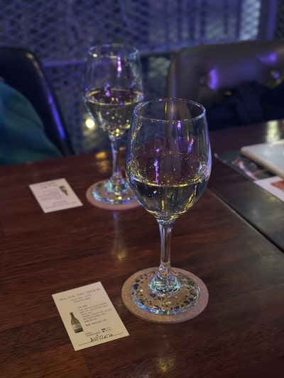 [범계 와인바] 멜랑말랑, 파스타와 와인을 즐기기 좋은 착한 가격의 범계 와인카페