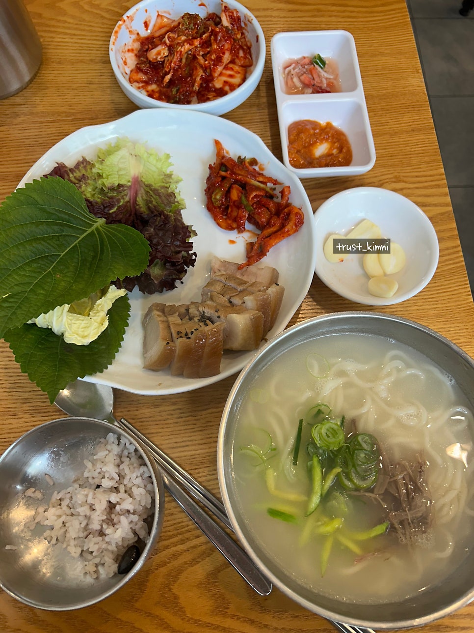 명동칼국수 답십리점 사진 5
