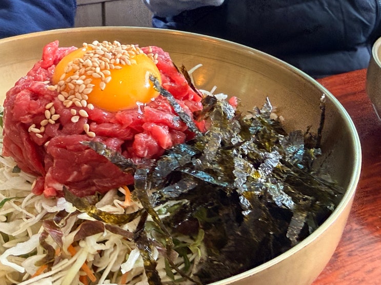  [춘천 근본 맛집] 현지인이 줄 서는 진짜 이유! 깊은 사골 국물이 일품인 한우버섯곰탕 맛집 '진사골' 근본 수집 완료 