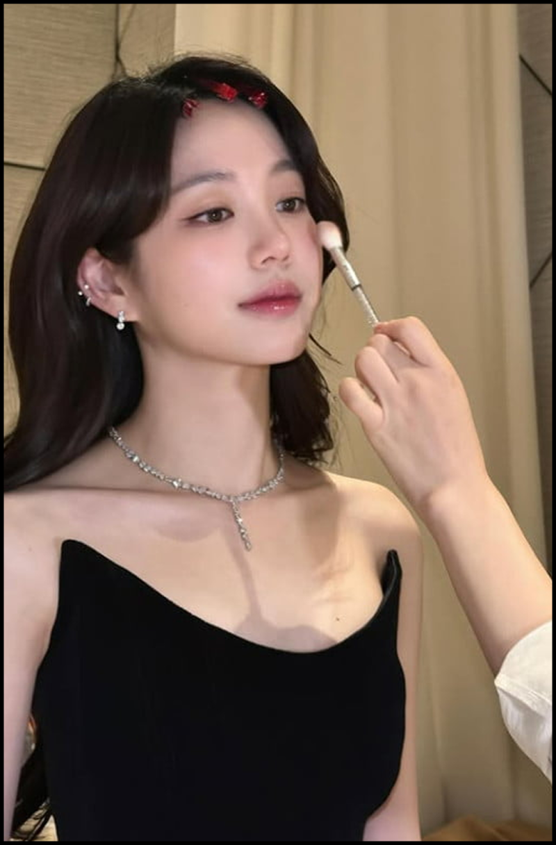 장원영과 싱크로율 99.9%? 시상식 뒤집어놓은 이유비, 친동생 '장다아'까지 언급된 결정적 이....