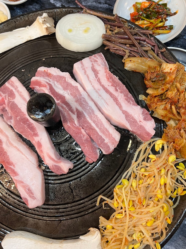  구미상모사곡맛집 현지인 고깃집 추천 단체모임 가능한 무쇠솥뚜껑삼겹살