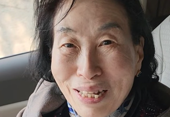   전원주 배우님 근황 포착! 살 빠진 모습에 팬들 가슴 철렁?