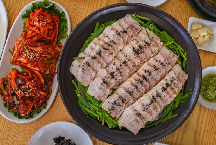  동탄목동맛집 '오쌈각' 보쌈과 불향 가득 오징어볶음 점심 추천