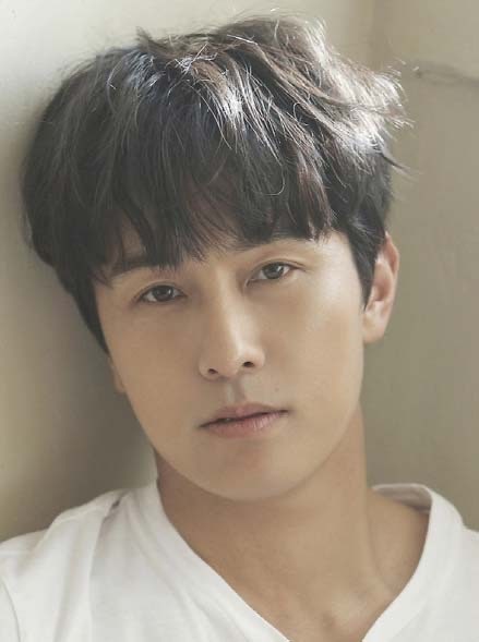 김동완 “조용히 살겠다는데 왜” 신혜성 불참 논란 직격 발언