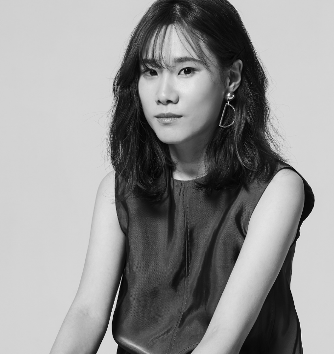 Who is Director Lee Ok-seop? Her Profile, Representative Works, and Koo Kyo-hwan's Filmography at a Glance