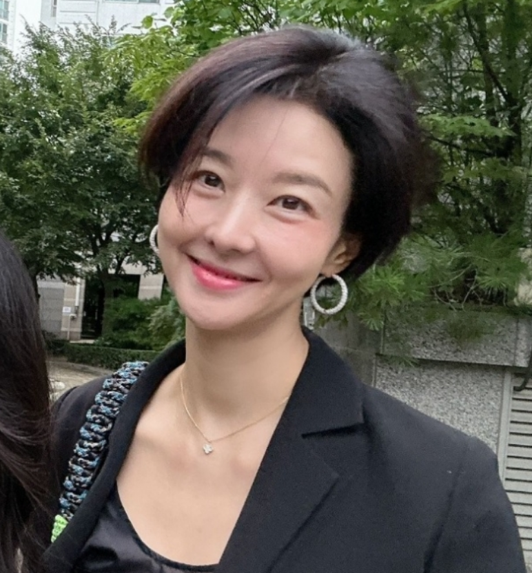남편 떠난 지 9년, 52세 송선미가 "싱글맘은 CEO"라고 말한 이유