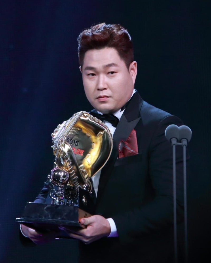 전체 59순위로 뽑혔는데…양의지, 올해 연봉 42억 원까지