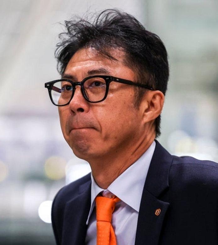 “585억 쓰고 2위에서 9위라니…” 한화 팬들이 손혁·김경문 동반 퇴진을 요구하는 이유