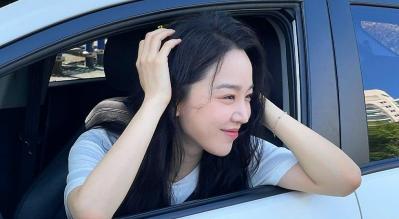"톱스타 됐는데 아직도 안 팔았다고?" 신혜선, 1천만원대 첫 차를 10년 넘게 보유했습니다