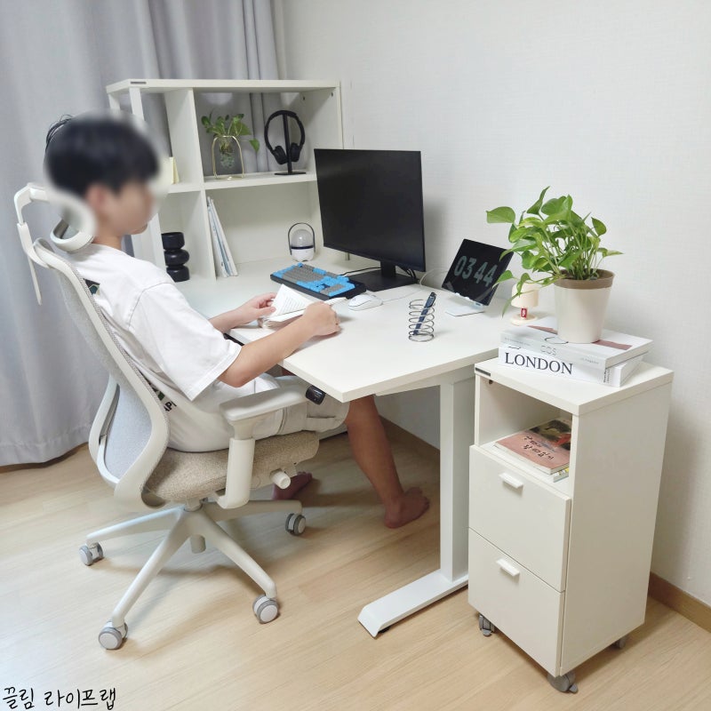 중학생 책상 한샘 조이A 모션데스크 2개월 후기