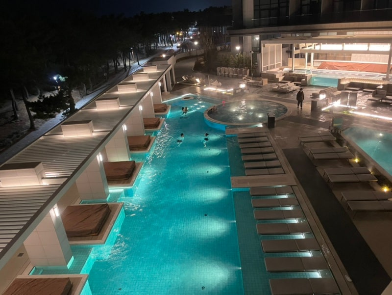 Gangneung Accommodation: Shilla Monogram Gangneung Residence - Ocean View Room, Pool, and Staycation Review