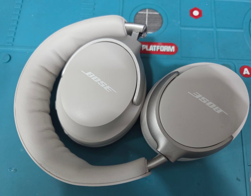 보스 QC 울트라 수리 BOSE QC Ultra 힌지 수리 7 - 보스 헤드폰 택배 수리. 부산시 서구 아미동2가