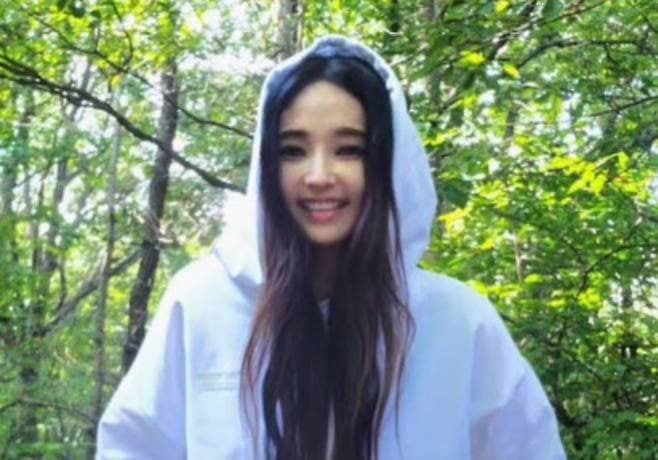 ‘원조 바비인형’ 한채영 근황 영상 봤어? 올해만 성형설 5번째라는데 무슨 일이야?