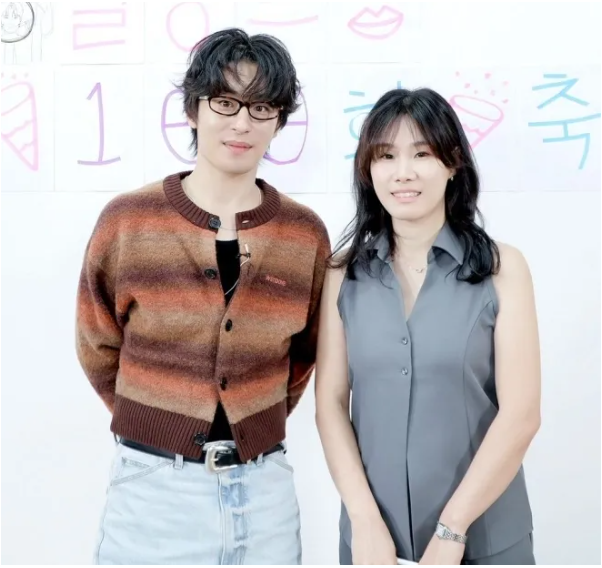 "They've been married for 4 years already!" Who are the 13-year couple Goo Kyo-hwan and Lee Ok-seop? Age, marriage, wife, independent film director