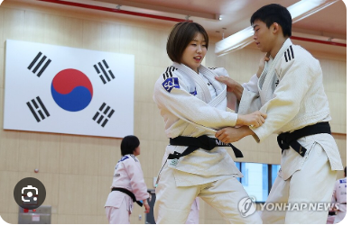 한국 <b>태권도</b> 오늘 첫 출격｜윤규성 품새 첫 <b>금메달</b> 도전·<b>AG 태권도</b> ....