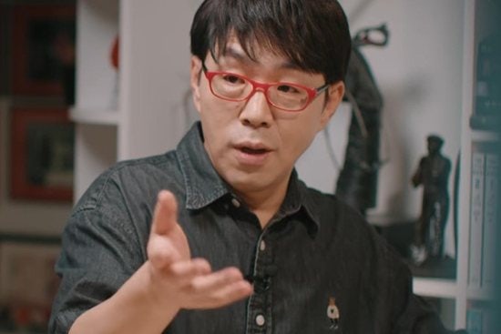 “사과도 철회도 없다”… 영화 ‘암살자(들)’ 비공개 사태에 결국 입 연 이동진, 대체 무슨....