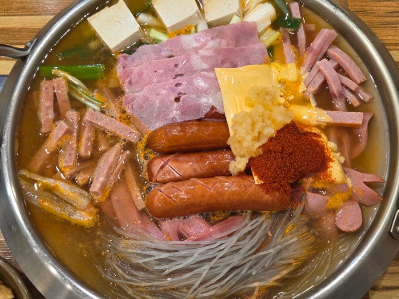 오목교역맛집 | 30년 전통 블루리본 맛집! '임꺽정 부대찌개' 솔직후기