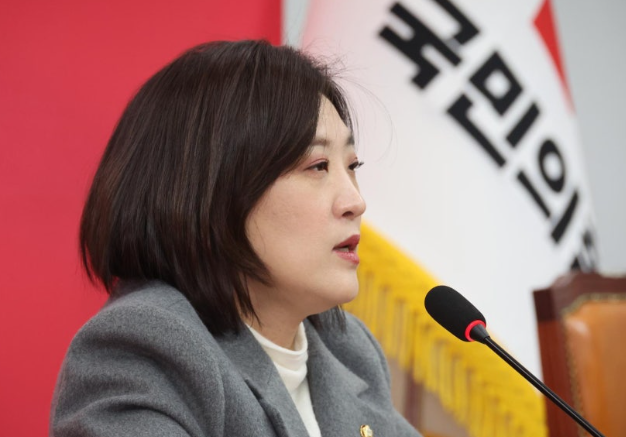 [속보] 국민의힘 “하준경 정책실장 임명은 돌려막기”…이재명 대통령 청와대 인선 정면 비....