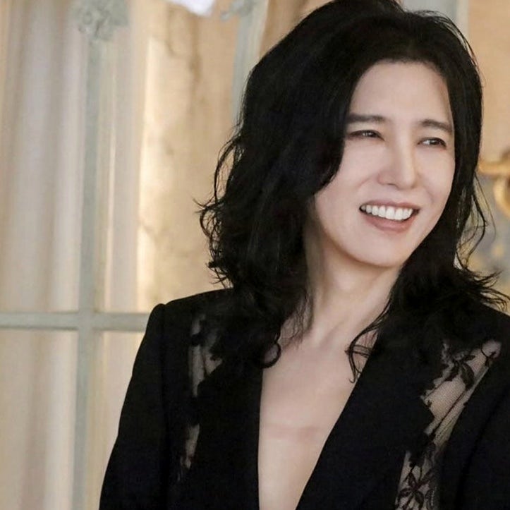 양준일 57세 파격 패션과 짙은 화장 과감한 변신에 모두가 놀란 이유