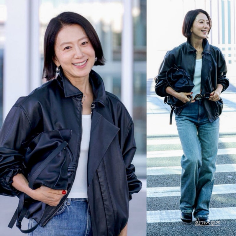 60세 김희애 단발 가죽자켓 공항패션, 가방은 어디꺼?