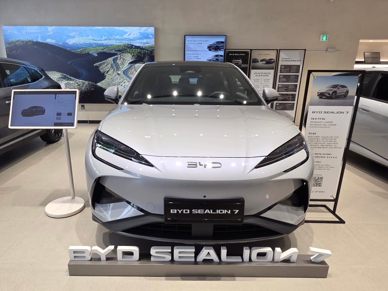 BYD 씨라이언7 가격 4490만원, 플러스는 4690만원 옵션 총정리 [BYD 동대문전시장 이해영]