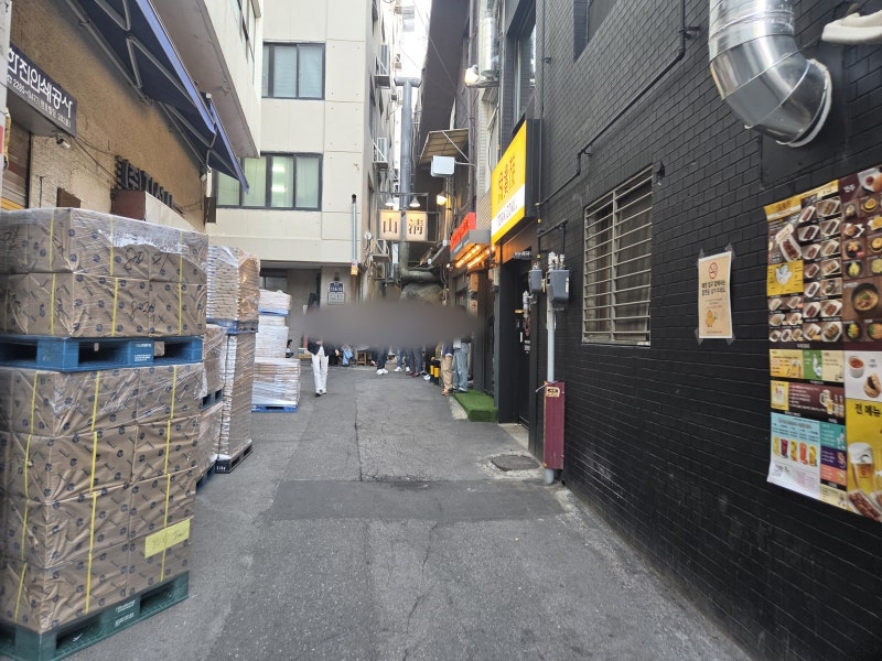 을지로 산청숯불가든, 웨이팅 82팀 옆으로 예약하고 들어간 흑돼지 인생고기