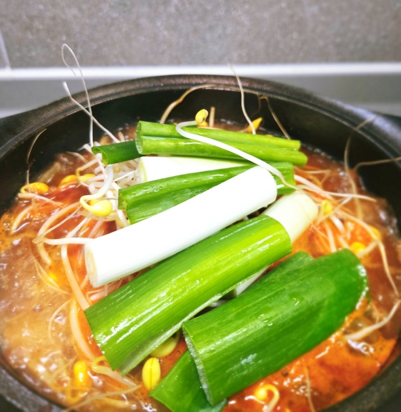 경상도식 소고기무국 레시피 얼큰하고 시원한 소고기뭇국 끓이는 법