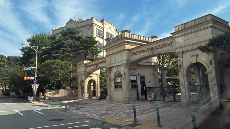 거실은 구글네스트 4세대, 각 방은 하니웰 DT400｜용인 기흥구 우남퍼스트빌리젠트 6대 설치