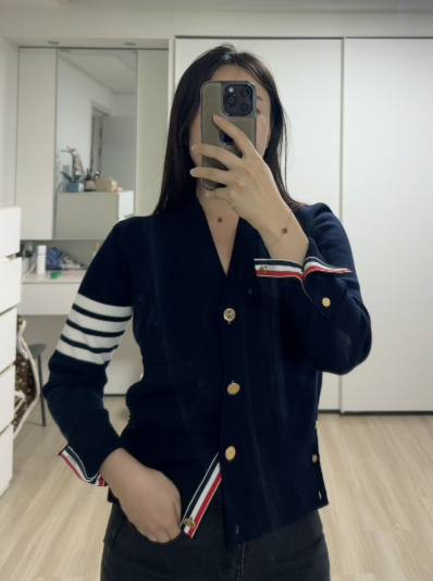 알뜰한 구매가 가능한 곳에서 산 톰브라운 여성 가디건, 가을에 단독으로 입어도 예쁜 여자 ....