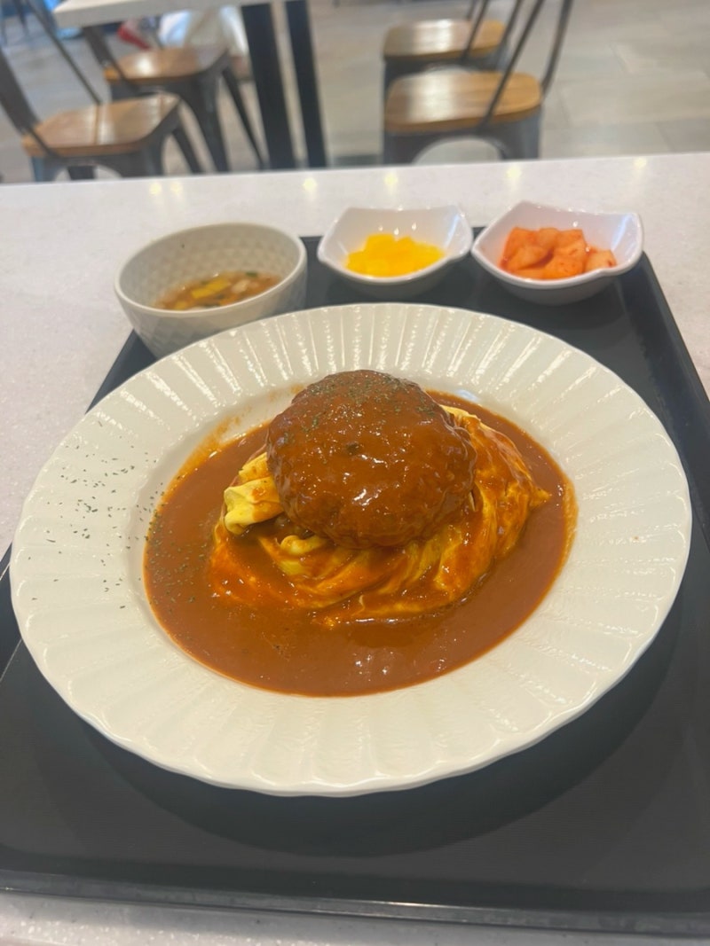 김현아 푸드코트 현대프리미엄아울렛김포점 h kitchen 식사후기