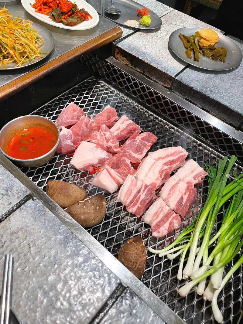 산청숯불가든 마곡점, 평일 점심에 다녀온 흑돼지 맛집｜메뉴·가격·웨이팅·주차