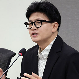 [속보] 한동훈 “與, 노무현 ‘조작수사 피해자’라 대국민 가스라이팅”…검찰 폐지 D-1 정....