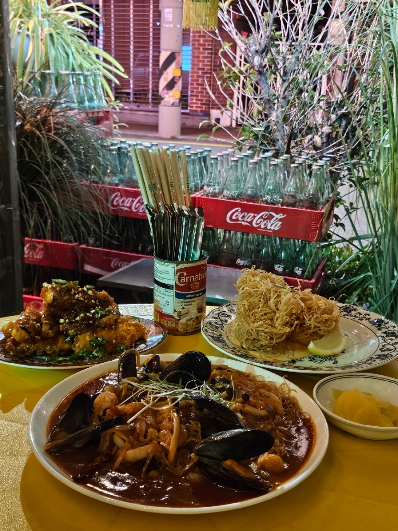 [대구 삼덕동 야장 술집] 우당탕탕 대구 삼덕동 맛집｜홍콩 야장 감성 가득한 삼덕동 핫플, ....