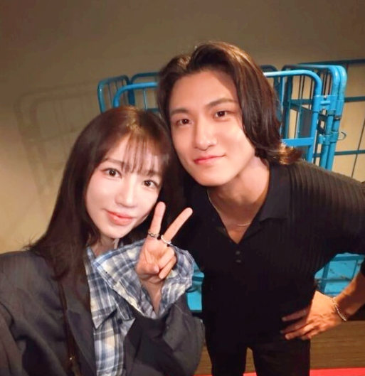 “예능 한마디가 1년 만에 투샷으로 돌아왔다” 윤은혜 신승호 투샷