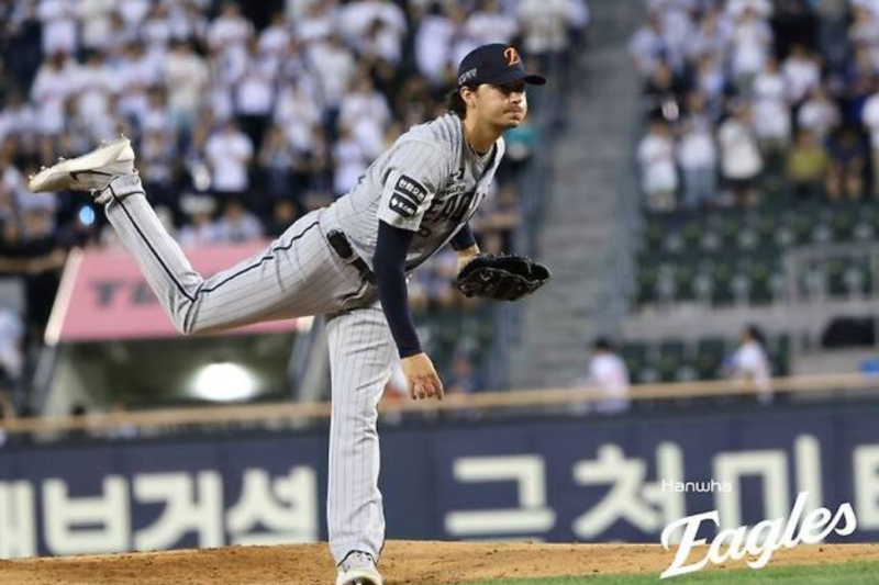 "나흘 쉬고 다시 나왔는데 또 6실점?" 한화 화이트에게 쌓인 시즌 12패