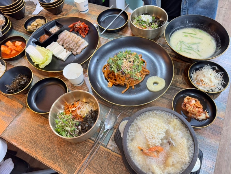 금촌역맛집 부담되지 않은 한정식 한상 제대로 먹고온 도토리정원 금촌직영점