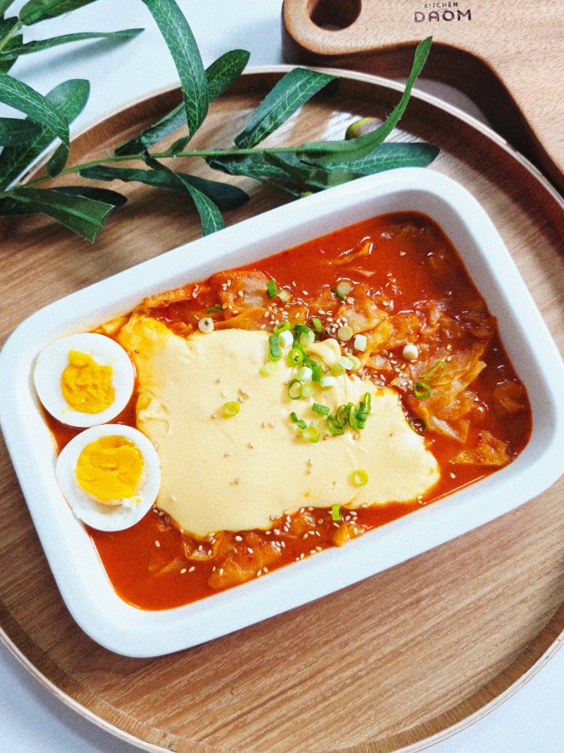 다이어트 중 떡볶이 미친 듯이 당길 때! 떡 없는 양배추볶이 레시피(편스토랑)