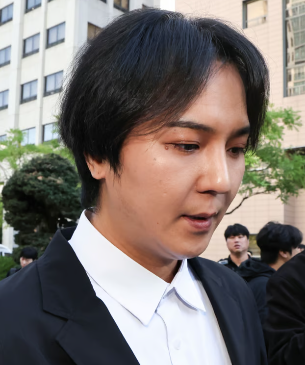 송민호 집행유예 선고, 징역 1년·집유 2년…102일 다시 복무하나