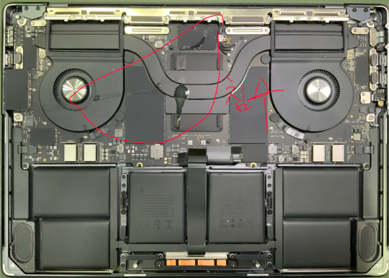 홍대 맥북 아이폰 아이패드 수리 - macbook pro 14” 맥북프로 14인치 M3 Max 밀크커피 키보드위로 ....