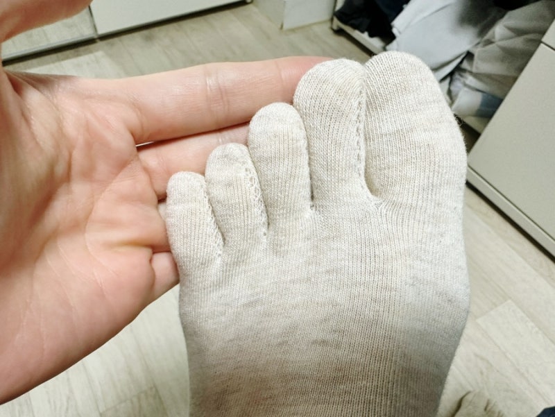 박진영 발가락양말 발가락 양말 장점 효과 좋다해서 장목 으로 겟- 만성피로증후군 증상 자....
