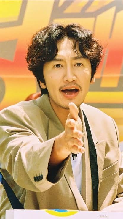 "하루 몇 마디가 적당한 건데"…이광수, 버블 열자마자 팬들 반응에 당황한 이유