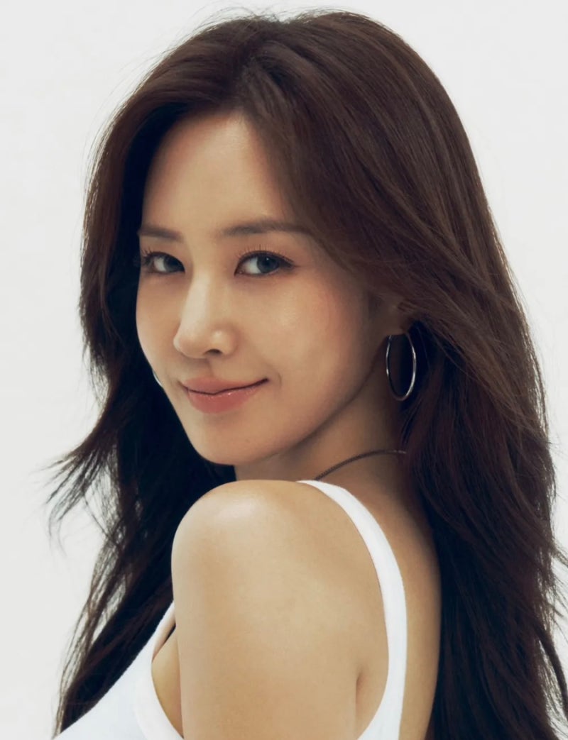 Girls' Generation Yuri's Profile: Age, Real Name, Education, Family, Height, MBTI, Hyori's Homestay - Complete Overview