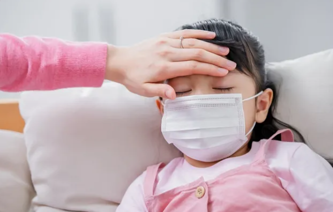 아기 기관지염 휴대용 네블라이저 사용법과 효과, 집에서 사용할 때 알아둘 점