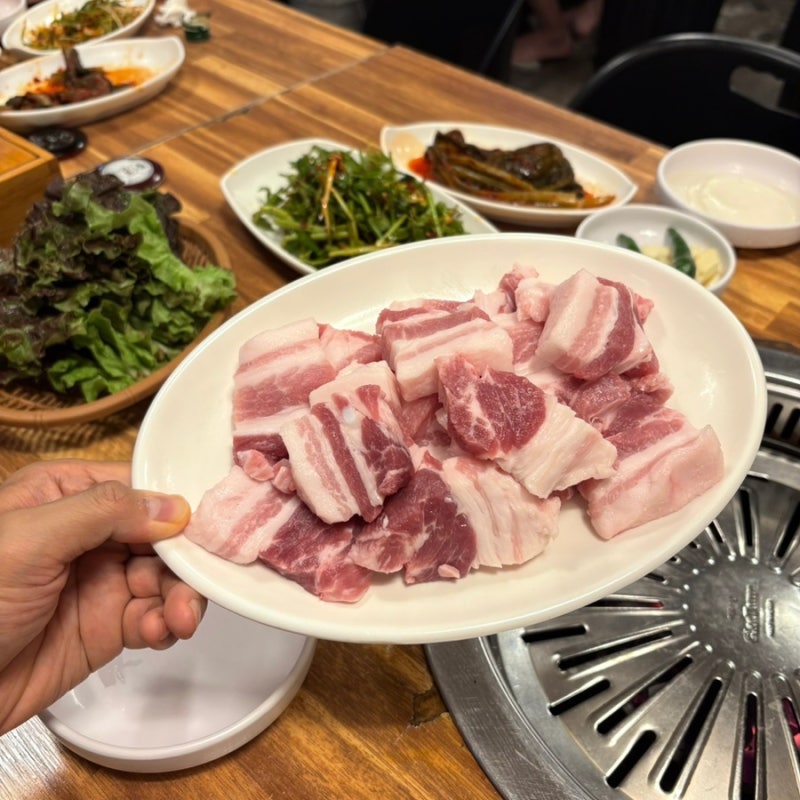 [서울 광진구] 건대입구 자양동 돼지고기 삼겹살 현지인 맛집 아우네우리돼지생고기전문점 ....