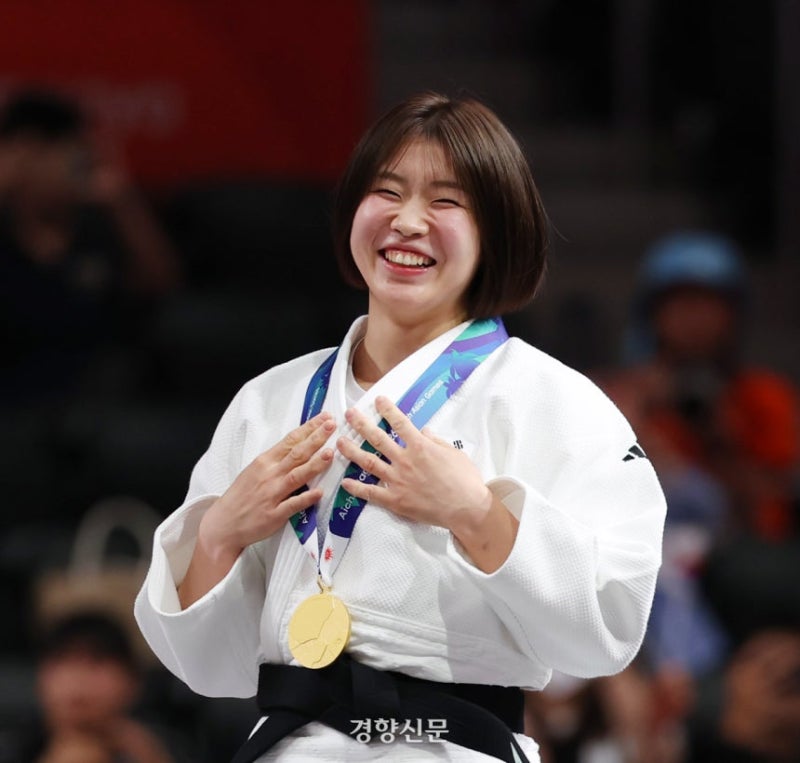 허미미 아시안게임 금메달, 일본에서 울린 애국가…독립운동가 허석 선생과의 약속을 지켰....