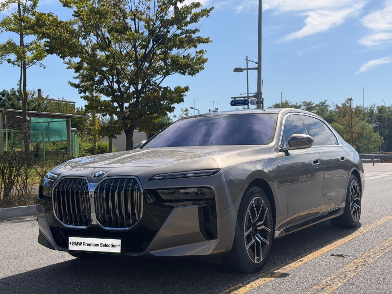 [BMW 740i xDrive M 스포츠 리미티드] 플래그십 세단의 여유로움, 1억 초반에 만나는 7시리즈ㅣ이....