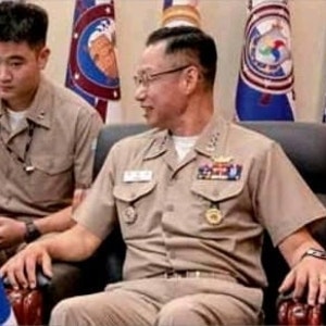 “3성 장군 바로 옆에 앉았다”…이재용 장남 이지호, 해군 통역장교로 포착된 뜻밖의 근황