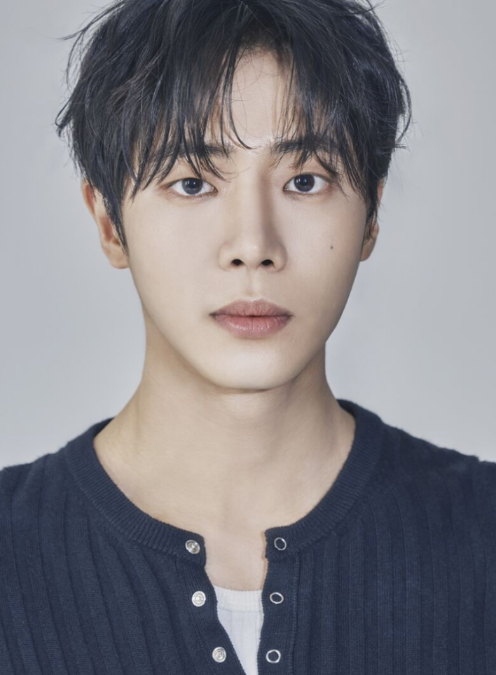 라이징을 넘어 대세로! 배우 추영우 프로필부터 필모그래피, 최근 근황까지 정리