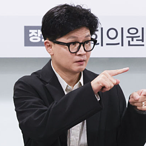 [속보] 한동훈 "노무현 측 3억 피아제 시계·수십억 받은 건 팩트"…민주당에 "틀렸다면 반박....
